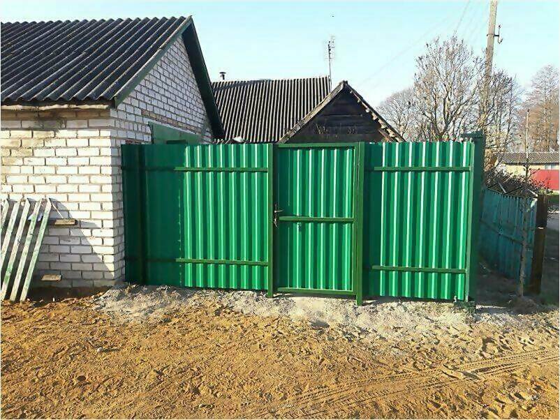 Забор, ворота, калитка из зеленого профлиста 150м фото 1 в Всеволожске