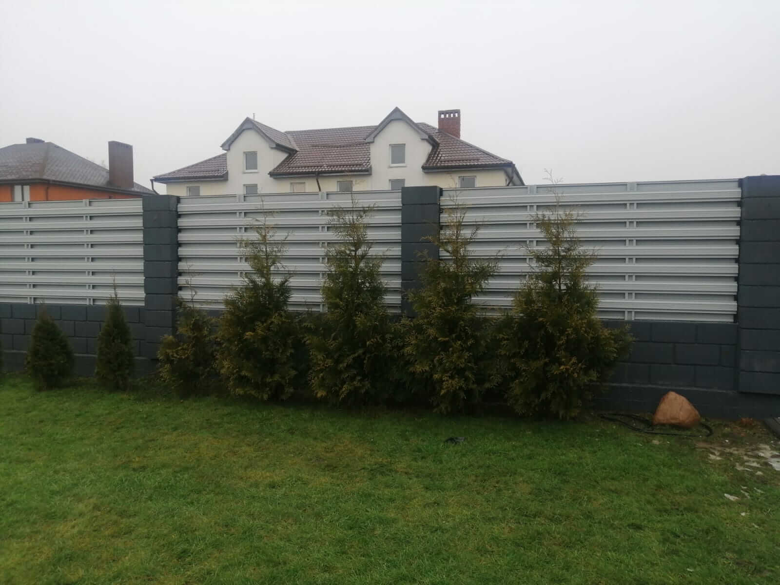 Забор из штакетника 120м Черный Бархат фото5 в Всеволожске