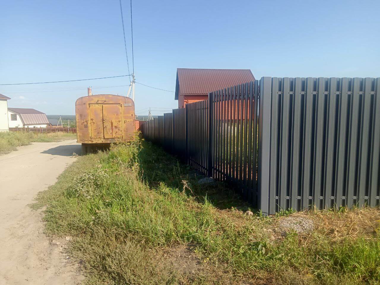 Забор из евроштакетника 21м RAL7024/7024 Серый Графит двусторонний фото 2 в Всеволожске