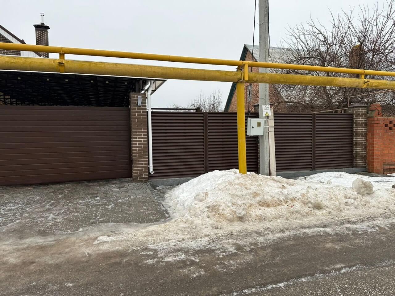 Забор-жалюзи из ламелей еврожалюзи 47м Мореный Дуб Printech фото 1 в Всеволожске