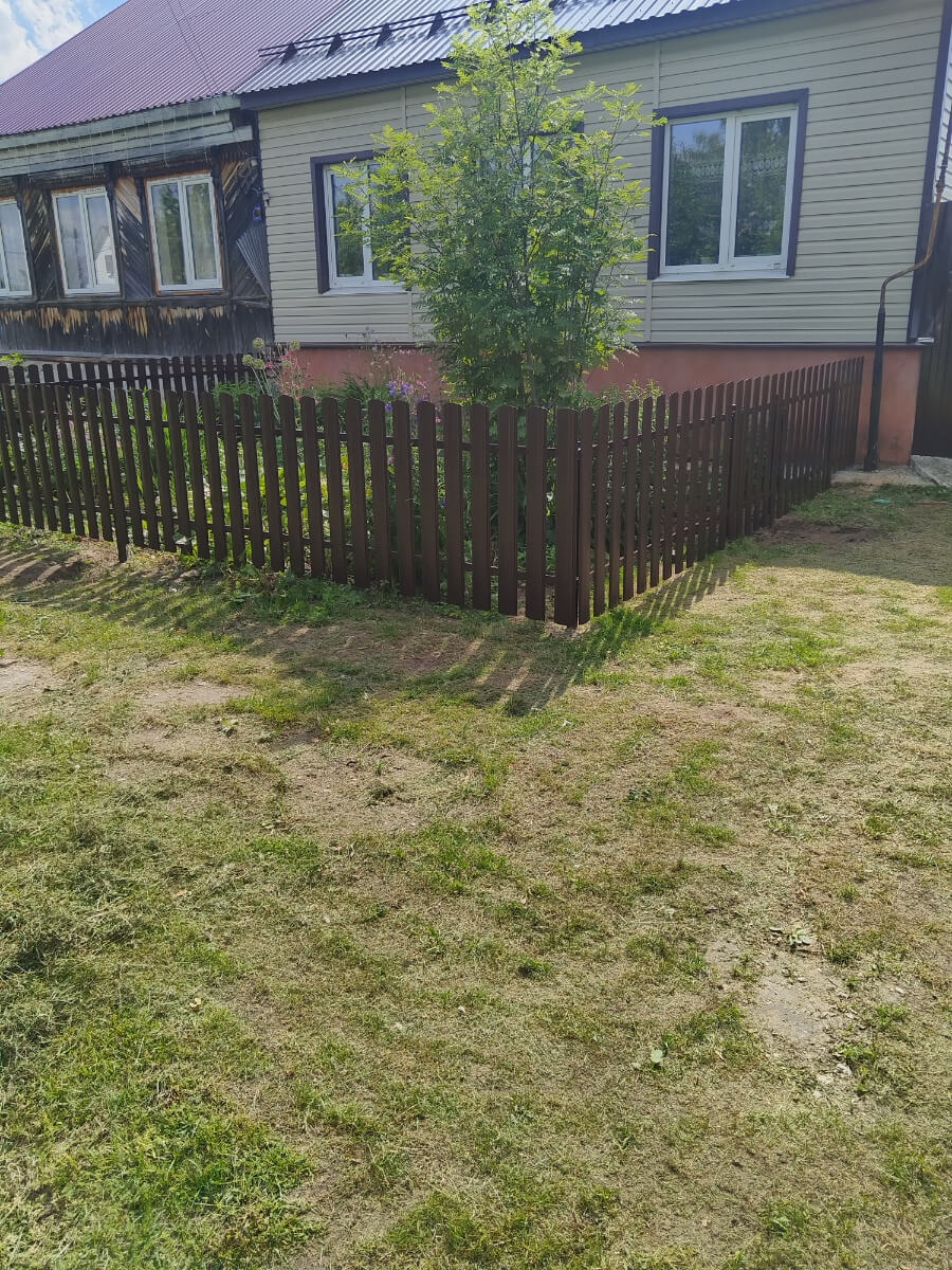 Забор из евроштакетника 18м RAL8017/8017 Шоколад двусторонний фото 1 в Всеволожске