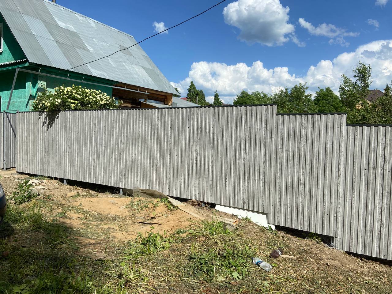 Забор из профнастила НС-10 42м Светлая Береза SteelArt фото 7 в Всеволожске