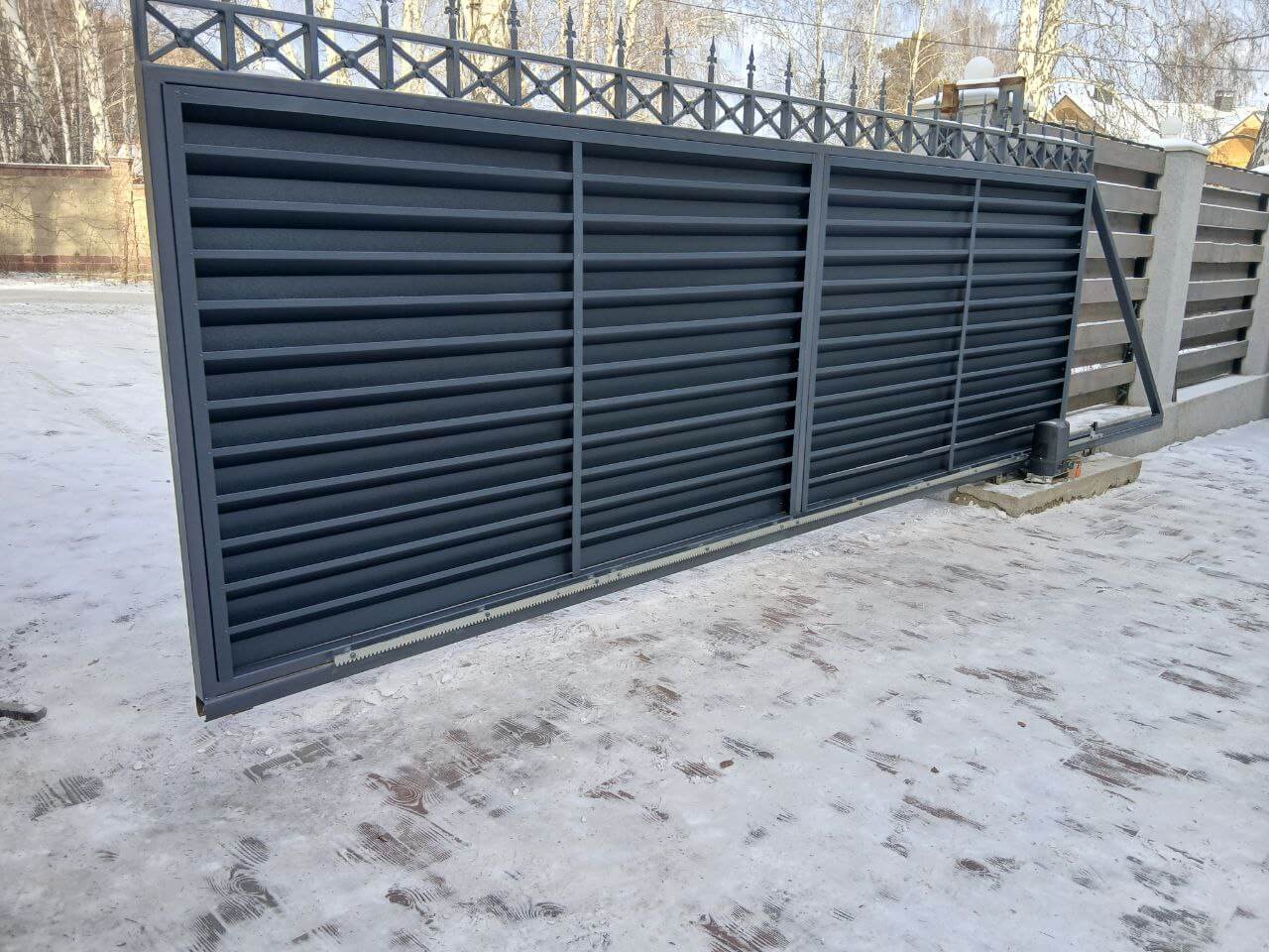 Входная группа из ламелей Хай-Тек RAL7024/7024 Серый Графит двусторонний МАТТЕ фото 8 в Всеволожске